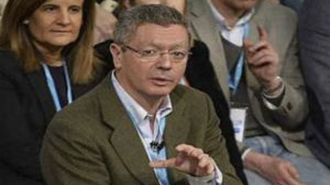 Gallardón: "Ningún insulto me hará abdicar de la reforma del aborto"