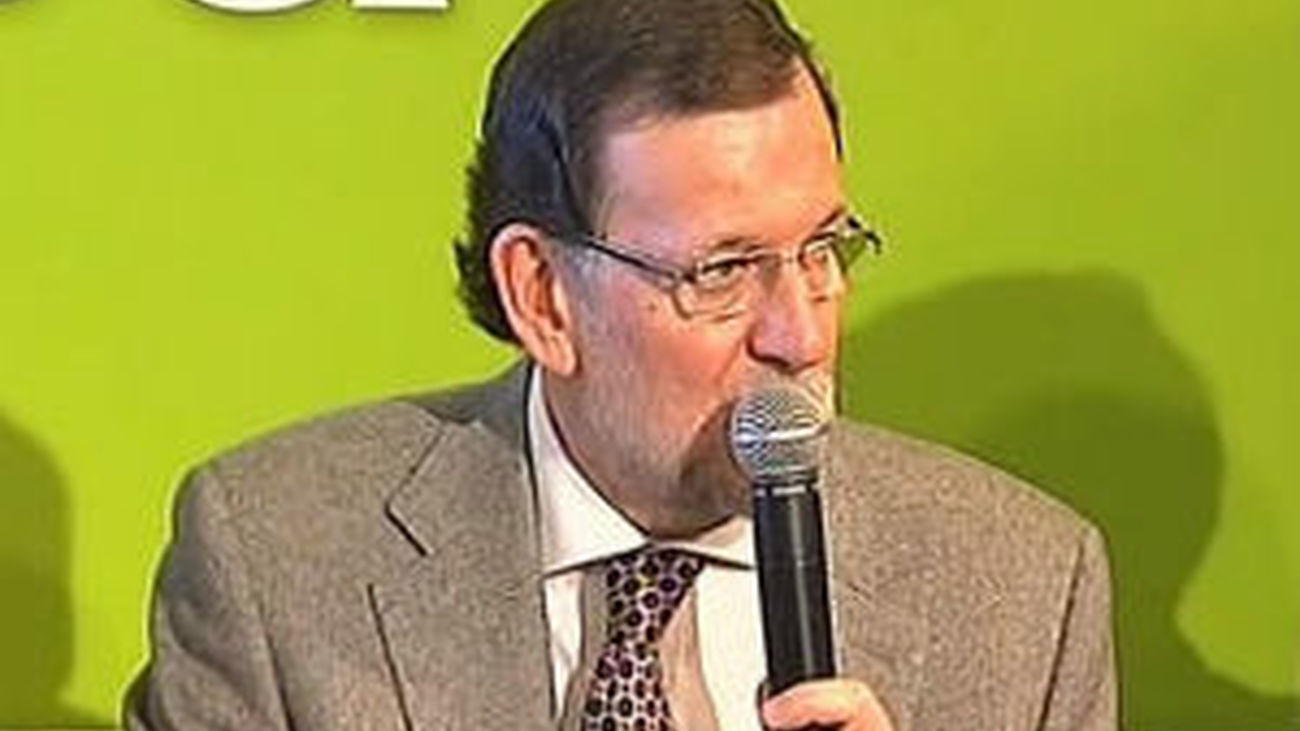 Rajoy anuncia "bajadas sucesivas de impuestos" a partir de 2015