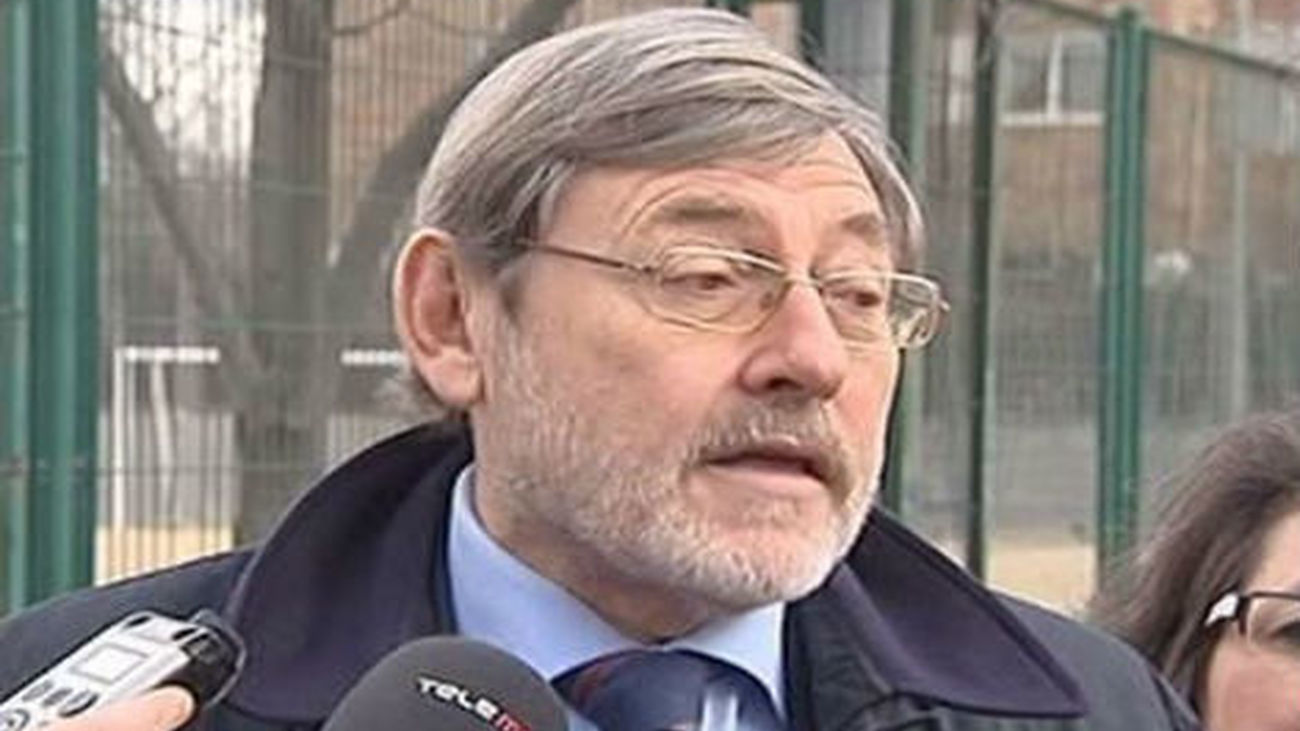 Lissavetzky acusa a Botella de hacer de Moratalaz un distrito "fantasma" y "cerrado"