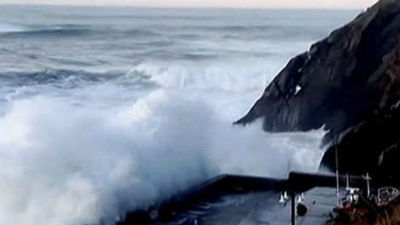 El primer temporal del otoño deja un herido grave en Canarias