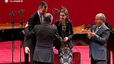 Lizalde recibe del Príncipe el Premio Lorca, que subraya idea iberoamericana