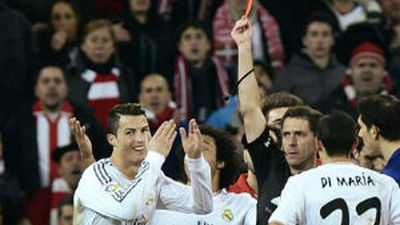 Apelación mantiene los tres partidos a Cristiano