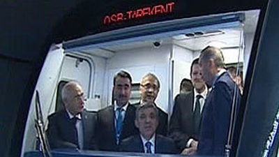 Rajoy inaugura el metro de Ankara con Erdogan