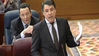 González exige a Gómez que "deje de torpedear y pida perdón" por la crisis