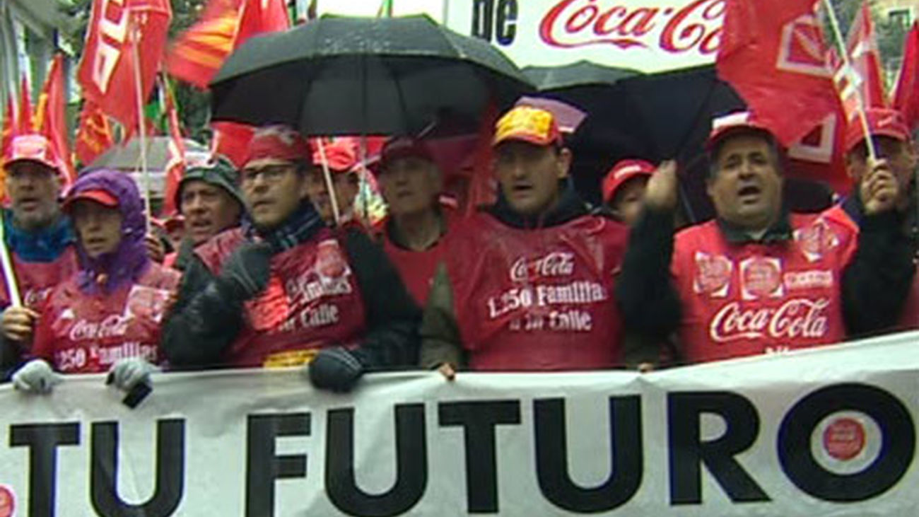 Manifestación contra el ERE de Coca Cola
