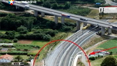 Las víctimas del accidente del Alvia en Santiago, "satisfechas" con el auto del juez