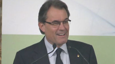 Mas dice a los empresarios que "pedir diálogo no es suficiente" y se debe votar