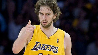 Pau Gasol seguirá en Lakers hasta final de temporada