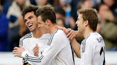 3-0. Un golazo de Bale da luz a una tarde gris