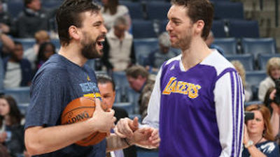 Marc gana el duelo de los hermanos Gasol; Claver jugó su mejor partido