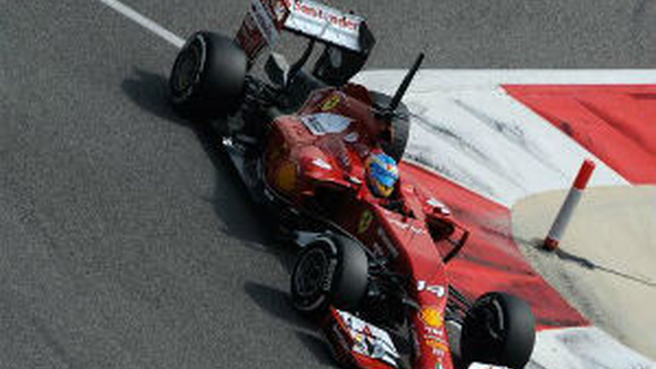 Alonso, segundo en Baréin, a 64 milésimas de Pérez