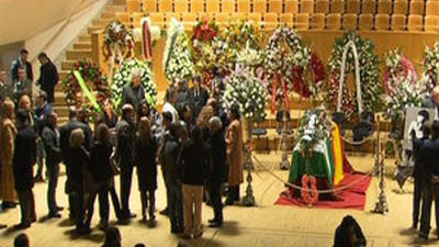 El mundo del cante y la guitarra dan el último adiós a Paco de Lucía