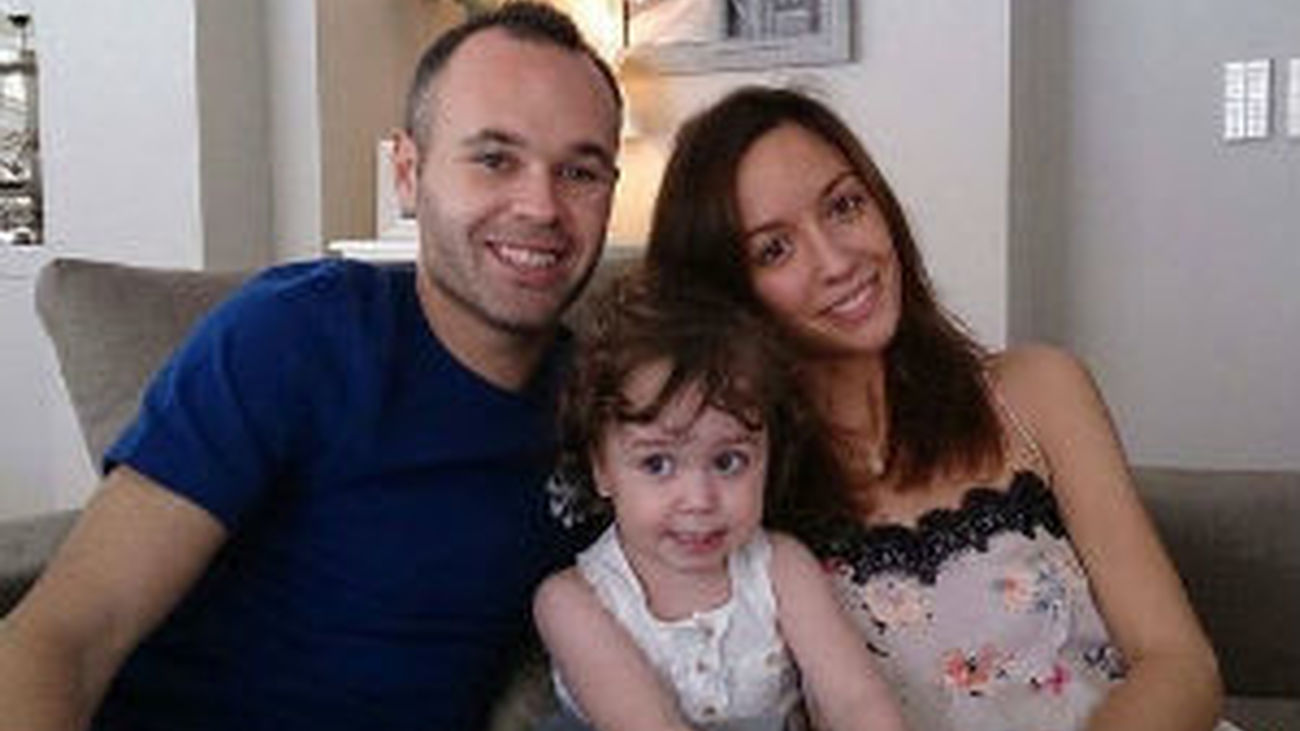 La mujer de Iniesta pierde el hijo que esperaba