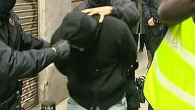 Quince detenidos de los Latin Kings en la mayor operación de los Mossos contra bandas