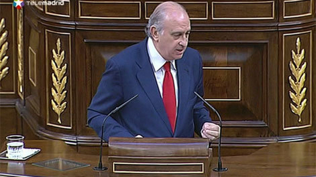 Fernández Díaz ofrece un pacto de Estado al PSOE sobre inmigración