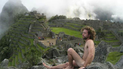 Cuatro turistas detenidos por fotografiarse desnudos en Machu Picchu