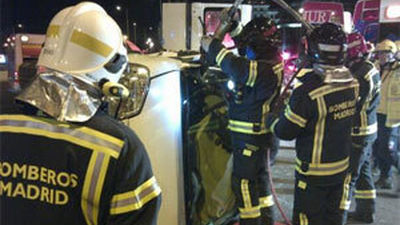 Un herido tras la colisión entre un taxi y una furgoneta en Colón