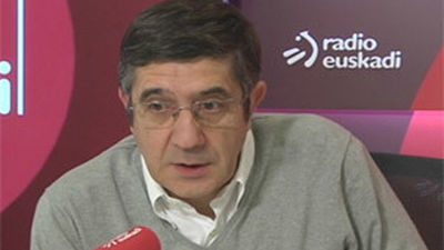 Patxi López: "Rubalcaba no tiene por qué seguir siendo el referente del PSOE"