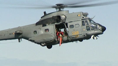 Se busca a los 4 desaparecidos al caer al mar un helicóptero del Ejército en Fuerteventura