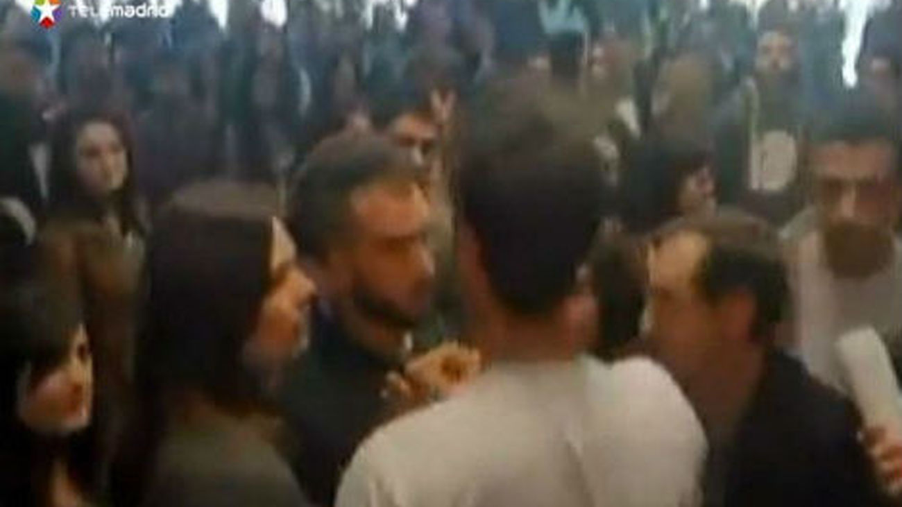 Estudiantes denuncian agresiones de feministas por repartir hojas antiabortistas en la UCM