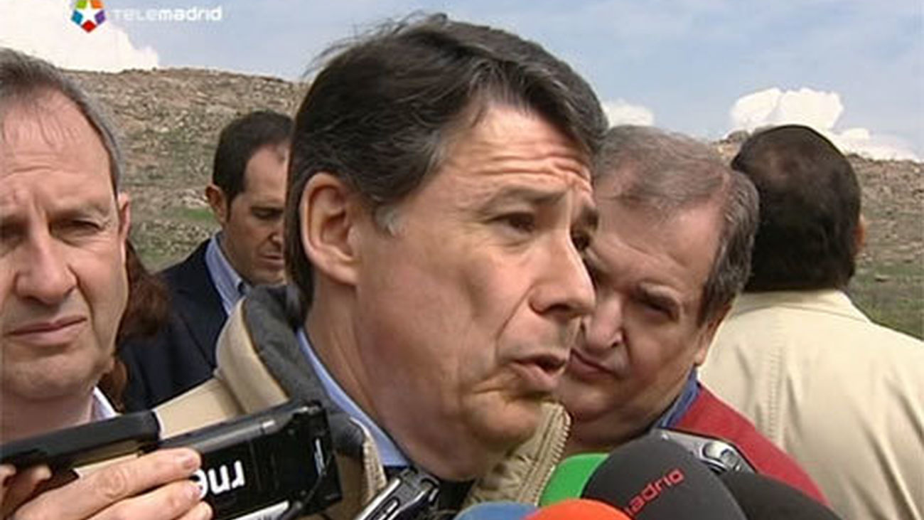 Ignacio González: "El nombre de Adolfo Suárez está escrito en letras de oro"