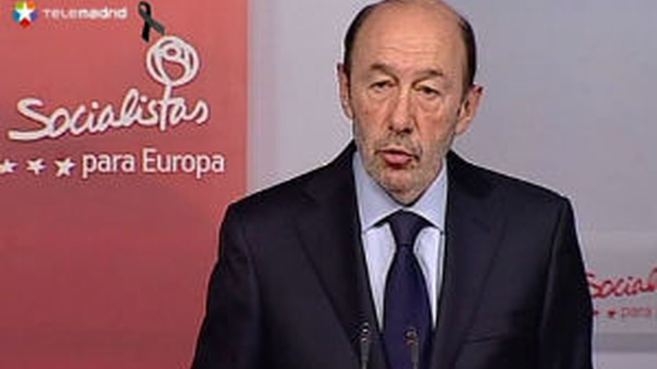 Partidos y políticos ensalzan la figura de Suárez