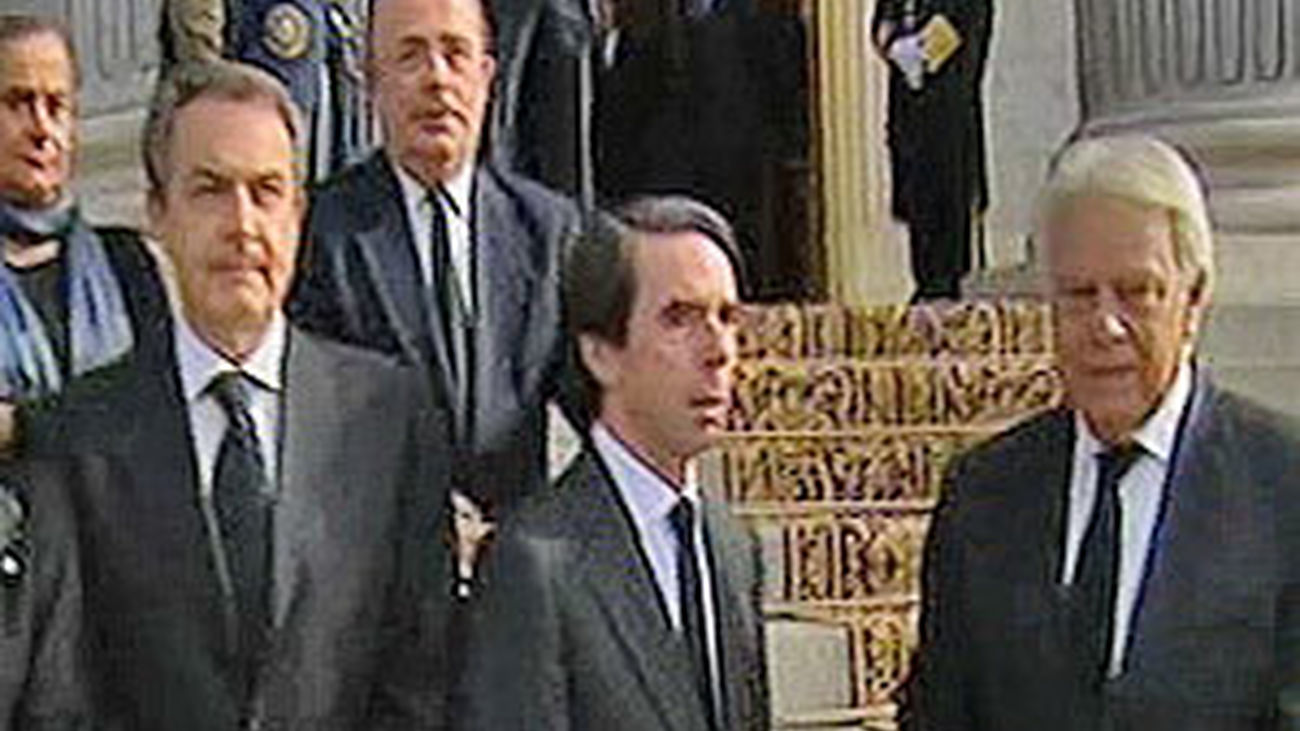Los ex presidentes Rodriguez Zapatero, Aznar y González