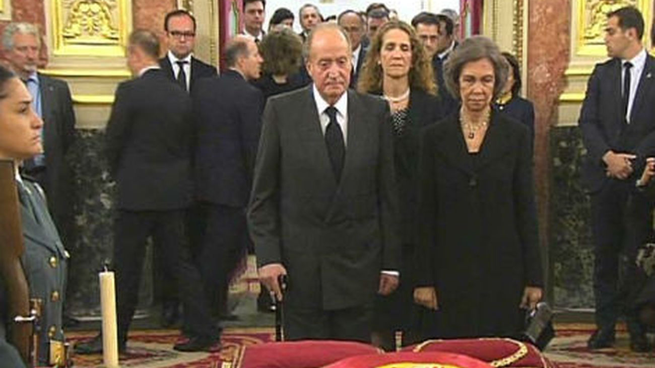 Gratitud, respeto y solemnidad en la despedida a Adolfo Suárez