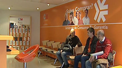 Empresarios y Gobierno de Madrid mejorarán la protección del consumidor