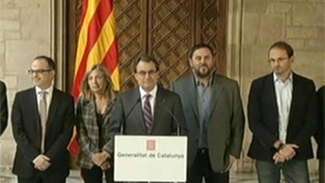 El Constitucional rechaza por unanimidad la declaración soberanista catalana