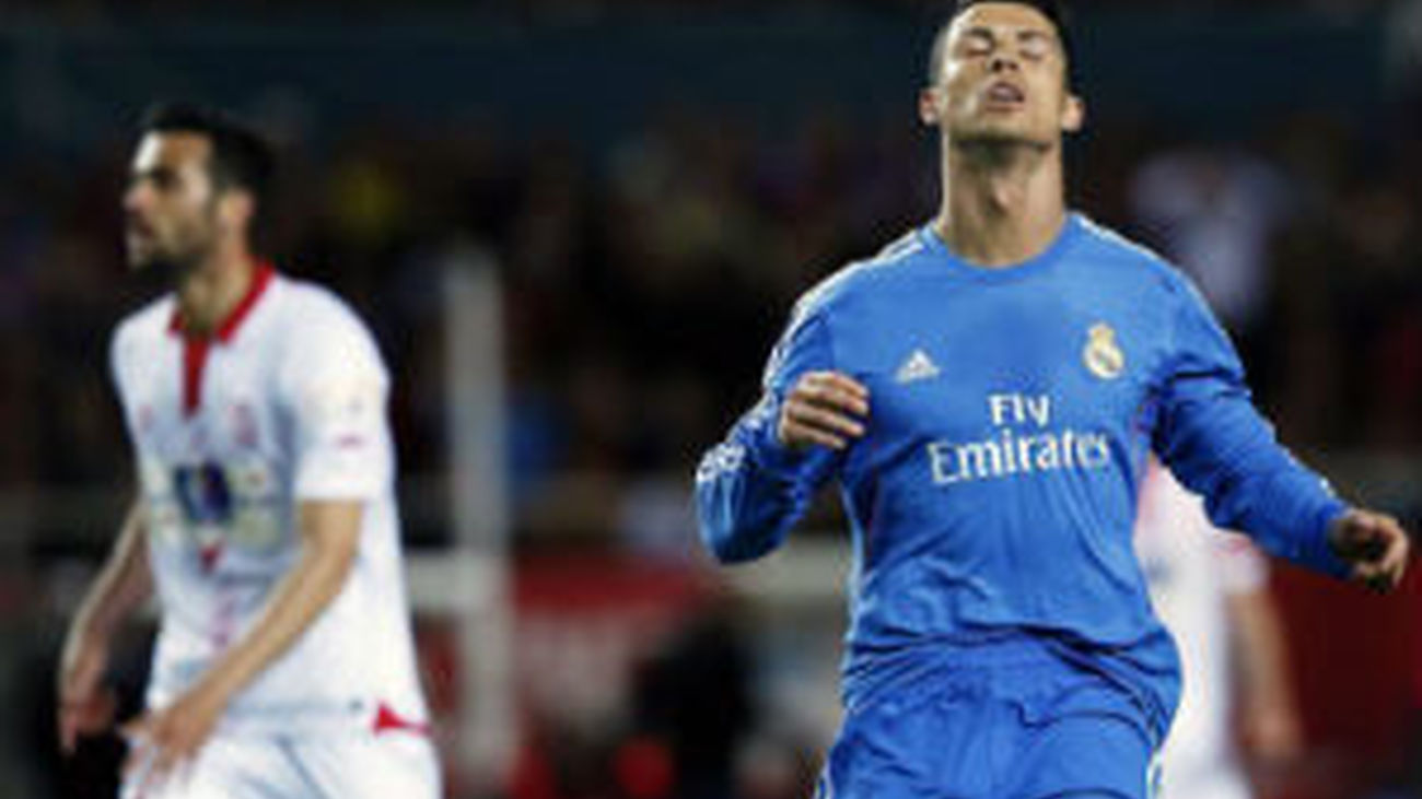 Dos derrotas en tres días dejan al Real Madrid sin margen de error