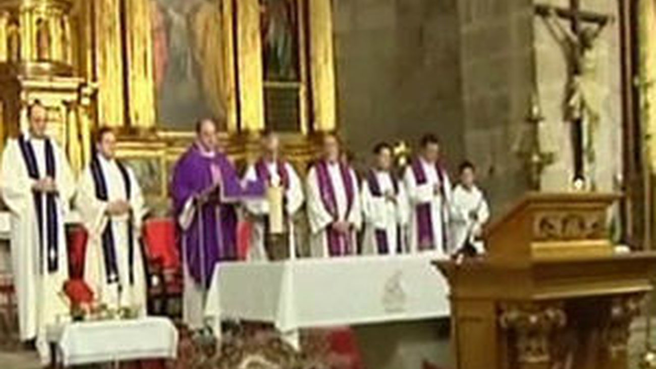Misa funeral a Suárez en Cebreros