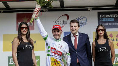 Purito aguanta el ataque de Contador y se hace con la Volta