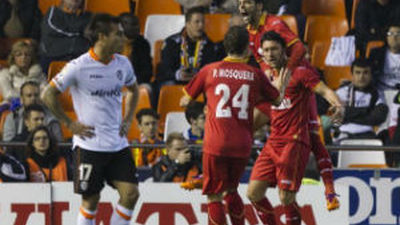 1-3. El Getafe resucita en Valencia