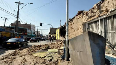 Las autoridades cancelan la alerta de tsunami en Chile tras la réplica de 7,6 grados