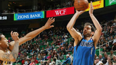 Dallas, otro paso hacia play-offs; Rubio se exhibe y victoria de Ibaka