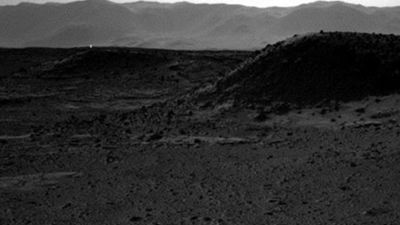 Imágenes de Curiosity en Marte incluyen puntos brillantes