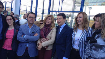 Ignacio González visitó las nuevas instalaciones deportivas de Soto del Real