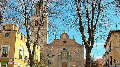 Ana Botella presenta un programa turístico para conocer los distritos periféricos de la capital