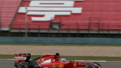 GP China: Hamilton lidera los libres con Alonso segundo