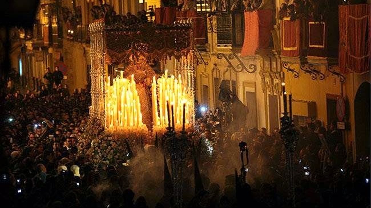 Una 'Madrugá' plena de emoción y fervor