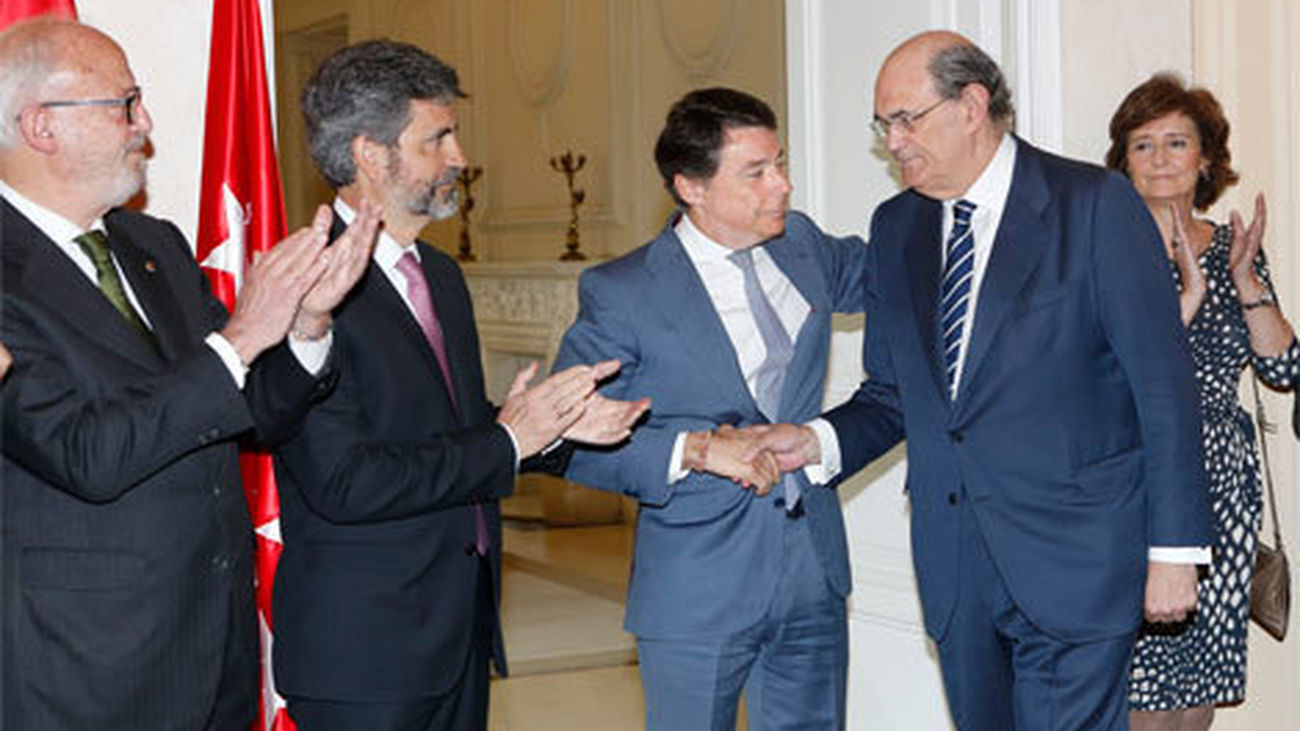 Ignacio Astarloa con el presidente de la Comunidad