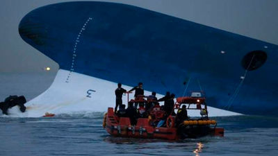 Aumenta a 64 el número de muertos en el hundimiento del 'Sewol'
