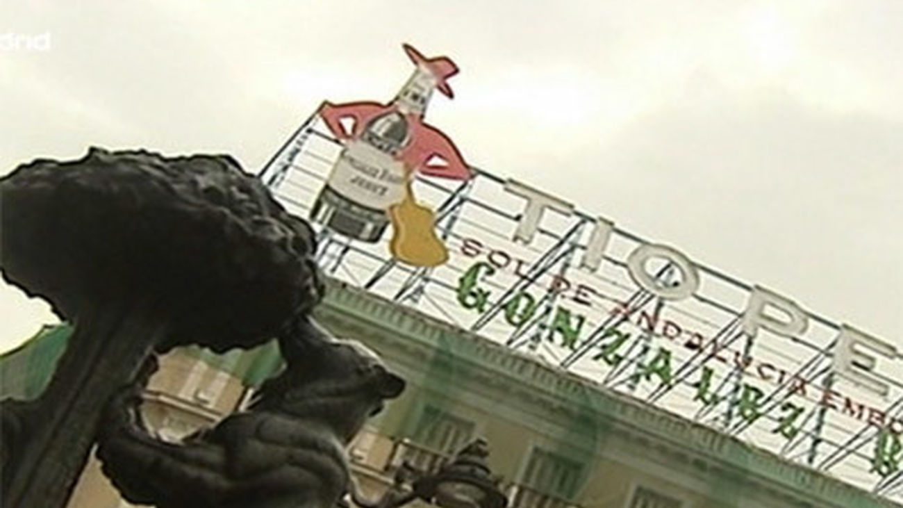 La Puerta del Sol amanecerá este martes con el popular cartel de Tío Pepe