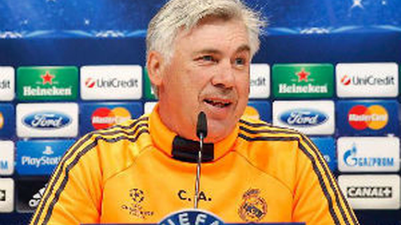 Ancelotti: "Si hay cualquier riesgo con Cristiano, no jugará"