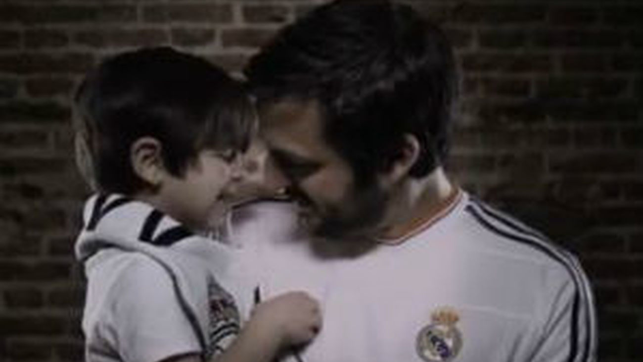 Jugadores y aficionados del Real Madrid se unen en un vídeo