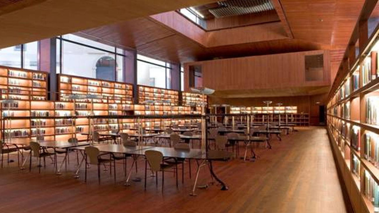 El Reina Sofía inunda Madrid de libros