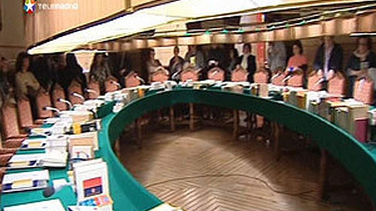 Más de 400 personas conocen de cerca la RAE en su jornada de puertas abiertas