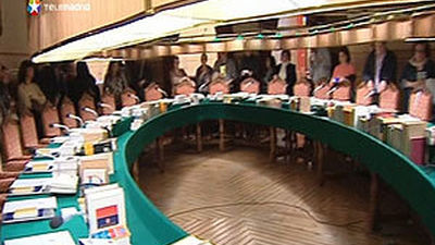 Más de 400 personas conocen de cerca la RAE en su jornada de puertas abiertas