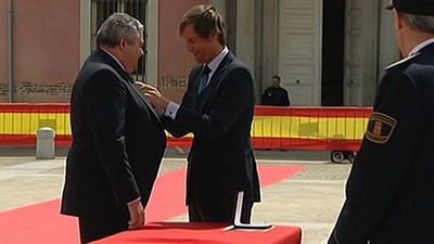 Boadilla homenajea a más de 30 policías y ciudadanos particulares